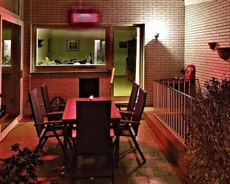 Ferienhaus 'Auberge Jolie' - Aachen - Restaurant
