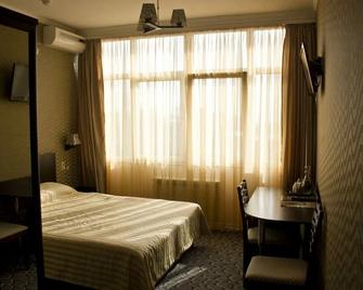 Classic Hotel - Pyatigorsk - Bedroom