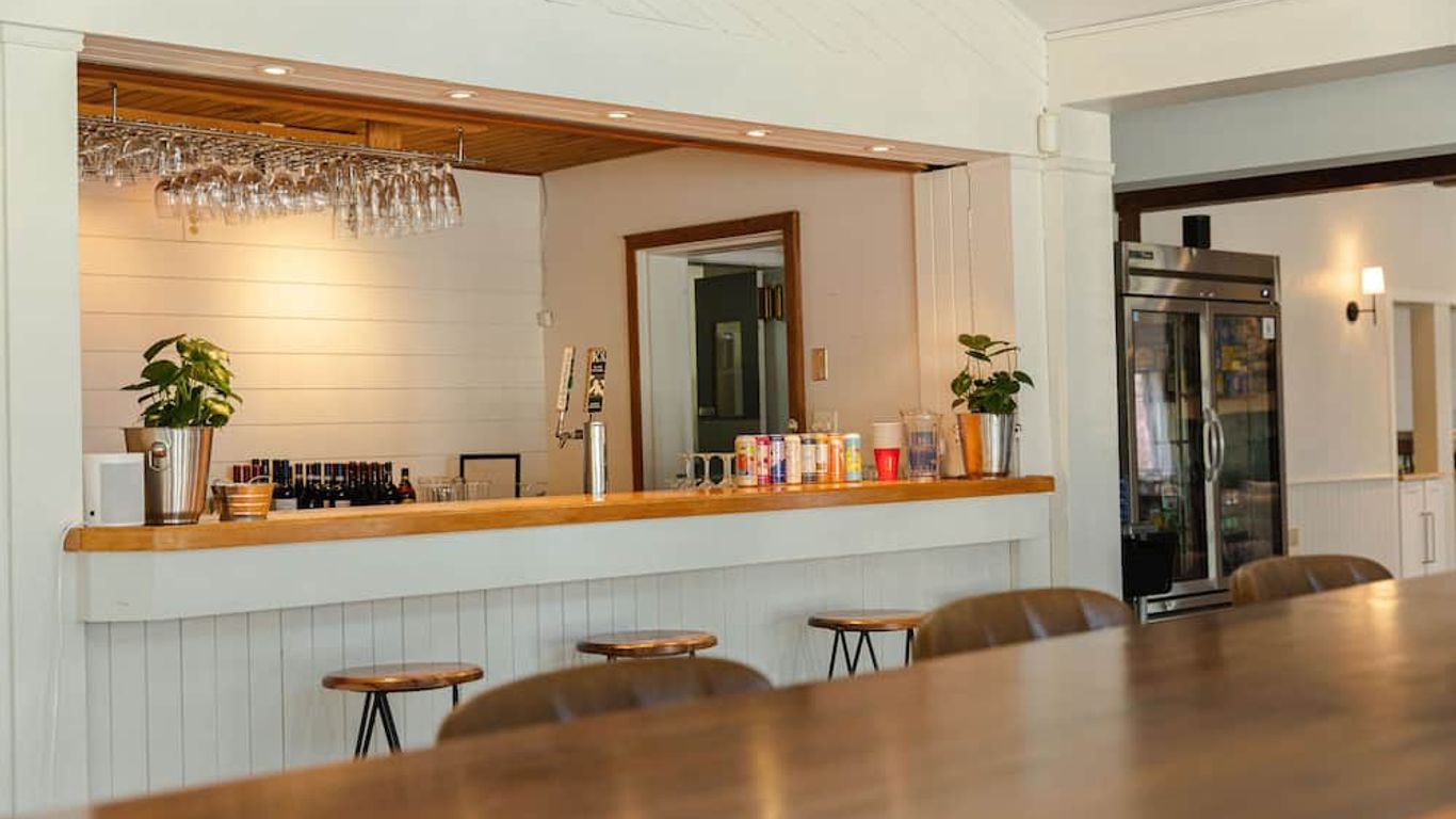 Le Montagnard, Hôtel, condos & chalets