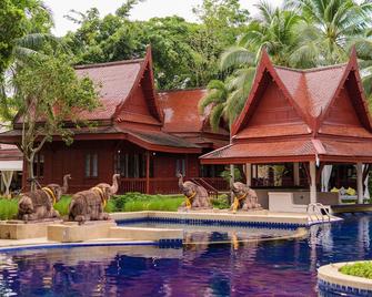 Ma Doo Bua Phuket - Sha Extra Plus - Thep Krasattri - Pool