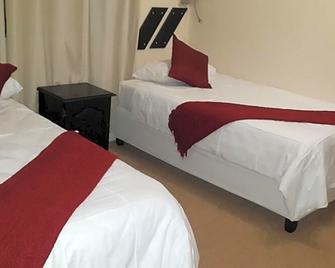 Victoria Hotel - Bredasdorp - Спальня