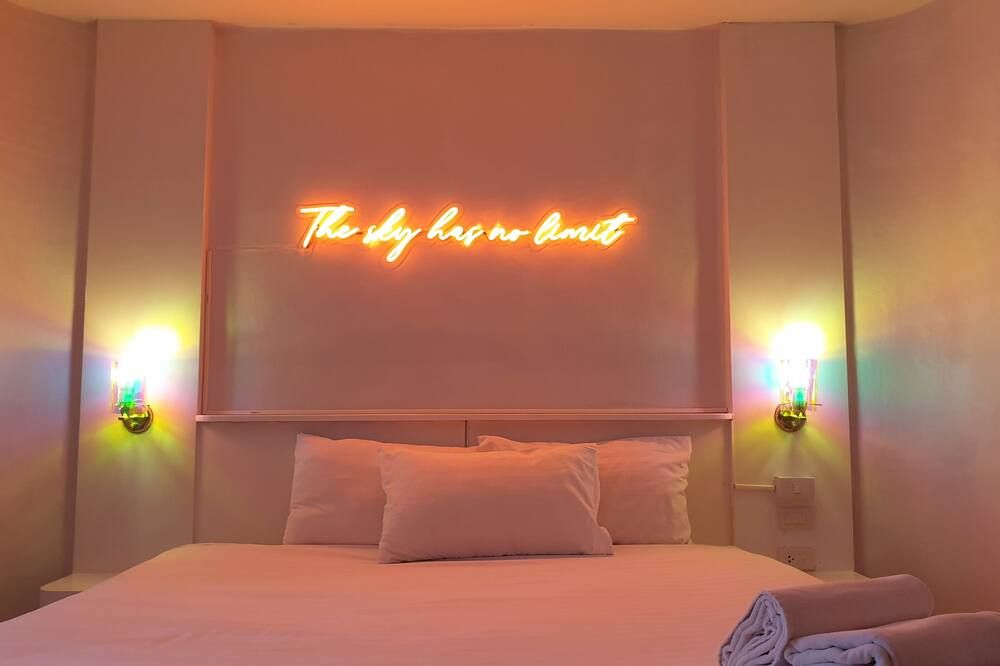 جوود نايت تشا - أم مينيتل