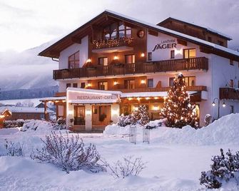 Landhotel Jäger - Mieming - Budova
