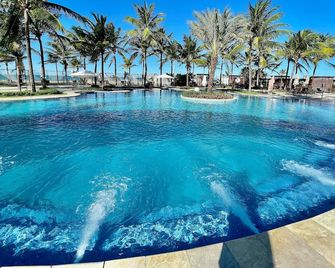 Golf Ville Resorts Suites - Aquiraz - Piscina