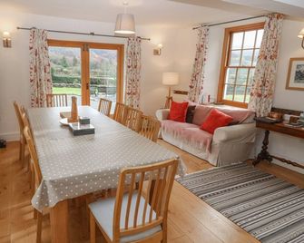 Peniarth Ganol - Tywyn - Ruokailuhuone