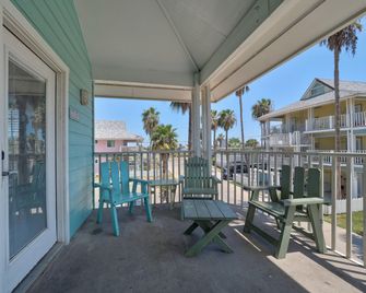 Seashell Village Resort near the beach - Port Aransas - Balcón