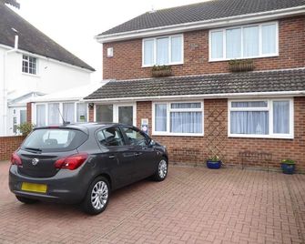 Leeward House B&B - Lee-on-the-Solent