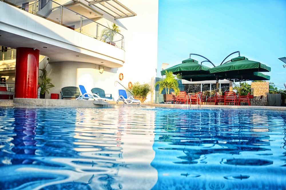 Hotel Atrium Plaza - ברנקילה - בריכה