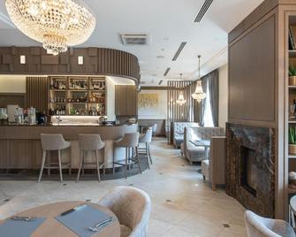 Calvary Hotel & Restaurant Vilnius - Wilna - Bar