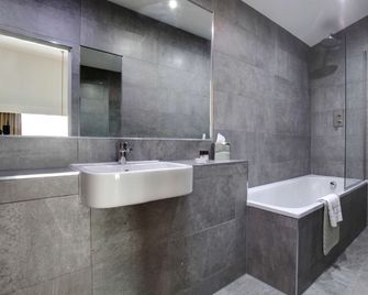 Best Western Atlantic Hotel - Челмсфорд - Ванна кімната