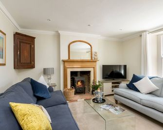 Copperbeech - Stow-on-the-Wold - Living room