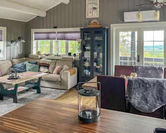 Pet friendly home in Rena with WiFi - Rena