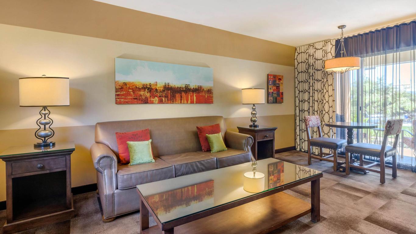 Carlton Oaks Lodge, an Ascend Collection Hotel