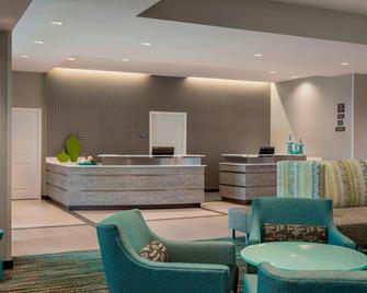 Residence Inn by Marriott Regina - Regina - Front desk