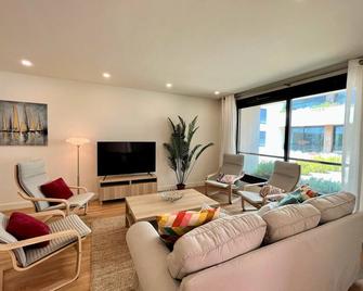 Faro Design 6 by Homing - Faro - Living room