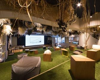 Theater Zzz - Hostel - Tokyo - Lounge
