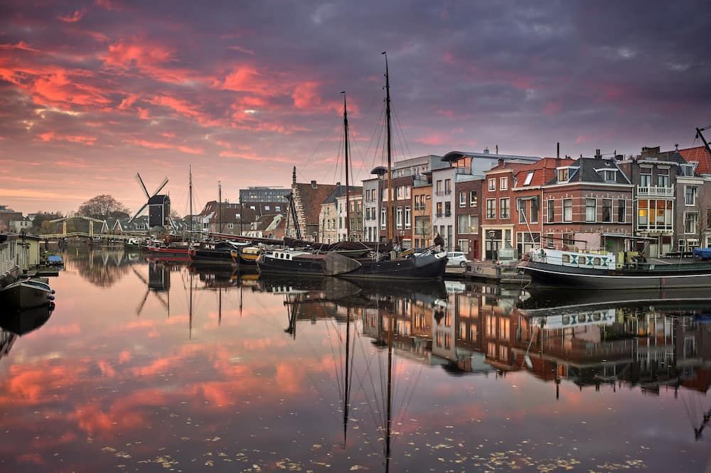 Van der Valk Hotel Leiden - Лейден - Вигляд зовні