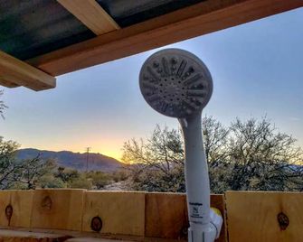 Enchanting Glamping Tipi in the Mojave Desert near Las Vegas, Nevada - Jean - Parveke