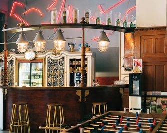 Three Little Pigs Hostel - Your Berlin Castle - Berlin - Bar