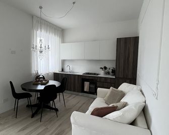 Villa Torrione - Apartments & Pool - Civitanova Marche