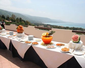 Hotel Scoglio Del Leone - Zambrone