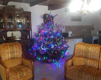 Gite des tourbières du Longeyroux - Treignac - Living room