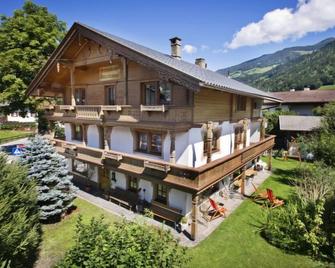 Holiday Home Gasser-2 by Interhome - Uderns - Budova