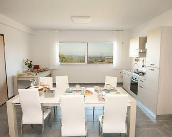 Il Maestrale B&b - Noto - Comedor