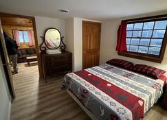 Cold Spring Lodge - Big Indian - Bedroom