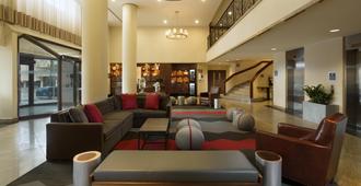 Four Points by Sheraton Hotel & Conference Centre Gatineau-Ottawa - Gatineau - Lobby