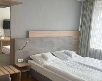 Hotel Europa - Bonn - Bedroom