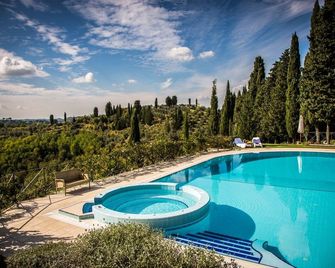 Borgo Bucciano - San Miniato - Piscina