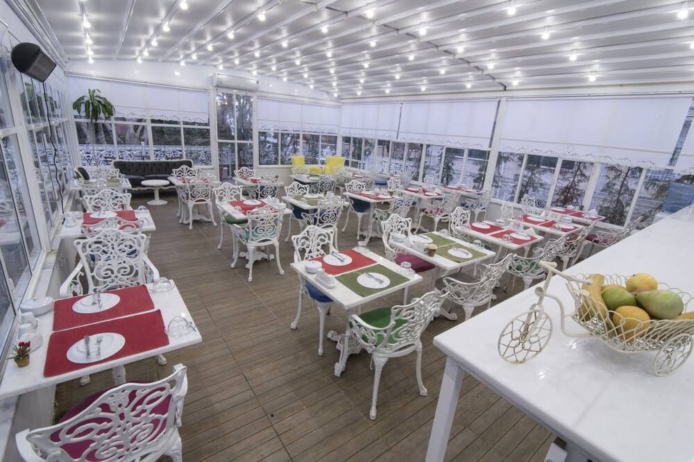 فندق بويوكادا كانكايا - اسطنبول - مطعم