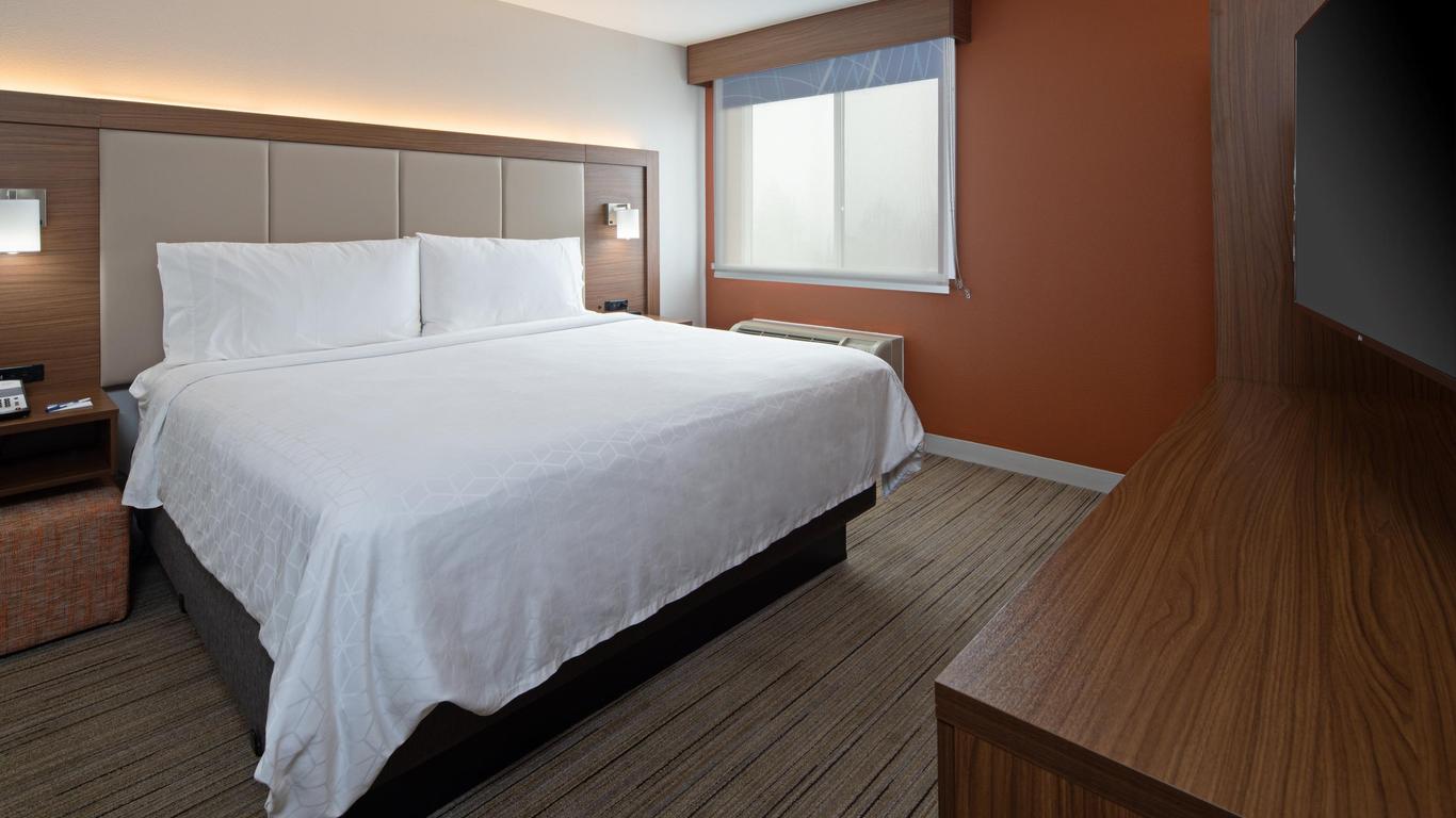 Holiday Inn Express & Suites Seattle-SEA-Tac Airport By IHG