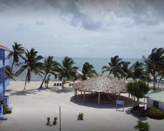 Anchorage Beach Resort Caye Caulker - Cayo Corker - Vista del exterior