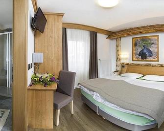 Hotel Aida - Pozza di Fassa - Phòng ngủ