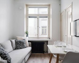 Cozy & Modern Studio Apartment in Kallio - Helsinki - Sala de estar