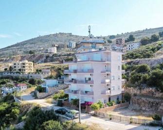 Villa Kela - Sarandë - Building