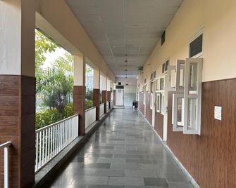 Zoravar Farms - Sohna - Hallway