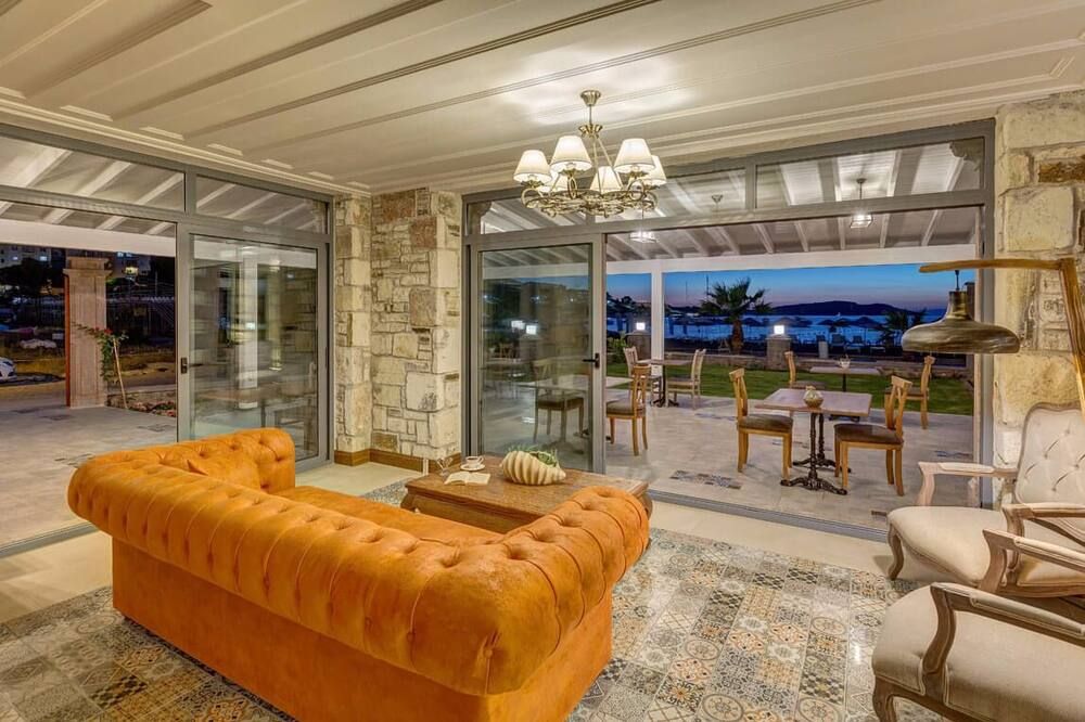 Navalia Hotel - Foca