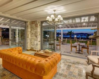Navalia Hotel - Foça
