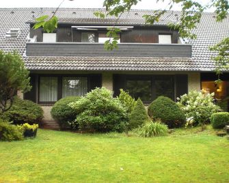 Hotel Garni Eichhornkobel - Faßberg - Building
