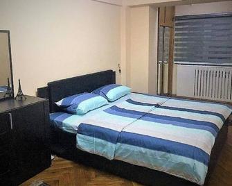 Spacious And Cozy - Tashkent - Bedroom