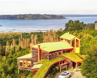 Hotel Parque Quilquico - Castro - Building