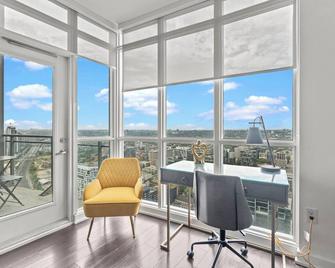 Globalstay. Elegant Downtown Apartments - Toronto - Balcony