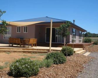 Take Time Out With Your Family And Friends - Mannum - Edificio