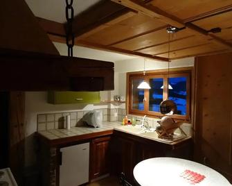 Vire de Vie - Val-de-Ruz - Kitchen