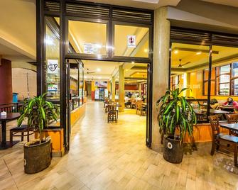 Igar Plaza Hotel - Jinja - Lobby