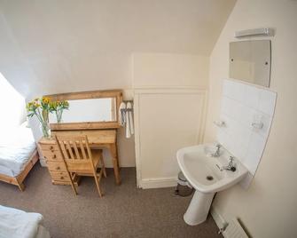 St Breca - Newquay - Quarto