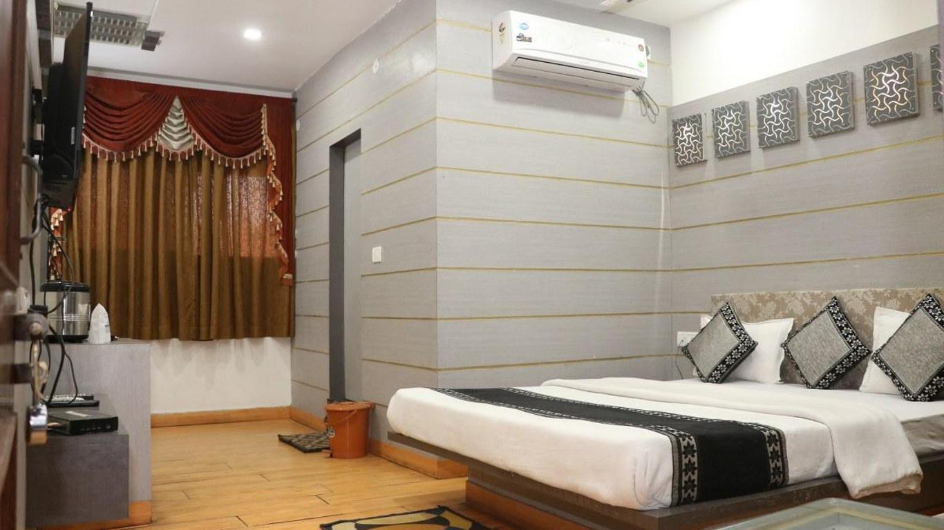 Hotel Amrapali Pachmarhi